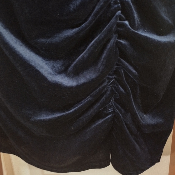 Midnight Doll Off Shoulder Velvet Dress - Picture 3 of 6